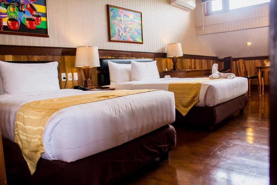 Alta D' Tagaytay Hotel Tagaytay City Exterior photo